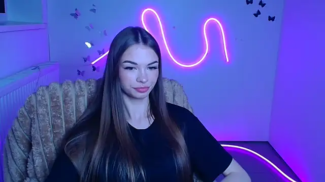 Snapshot of Lina_Loveuu chatting on 05.16.26 Lina Loveuu online show from 05.16.26