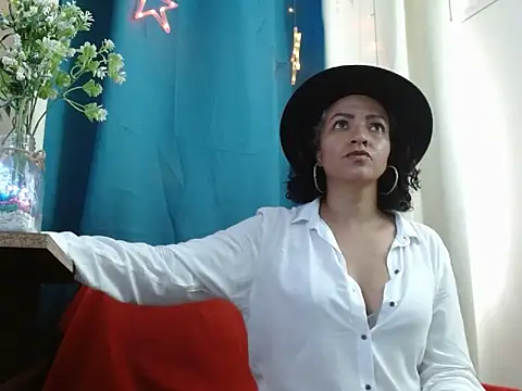 Snapshot of marilin_black chatting on 02.18.26 marilin black online show from 02.18.26