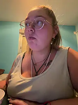 Snapshot of _maracr19_ chatting on 07.08.26 maracr19 online show from 07.08.26