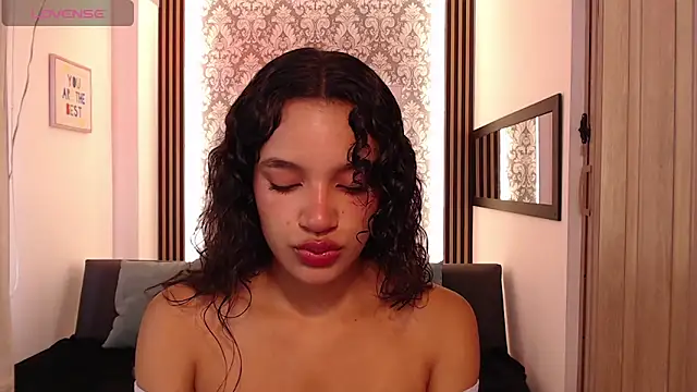 Nyxx Velariia online show from 03.12.26