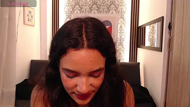 Nyxx Velariia online show from 03.14.26