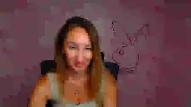 Snapshot of Diana_Sweeet_ chatting on 03.19.26 Diana Sweeet online show from 03.19.26