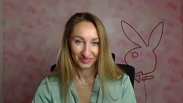 Diana Sweeet  online show from 05.16.26