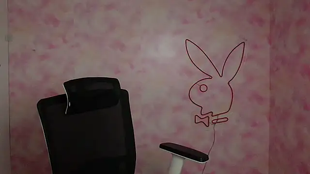 Diana Sweeet  online show from 05.18.26