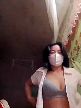 Snapshot of Hin-ni chatting on 02.05.26 Hin-ni online show from 02.05.26