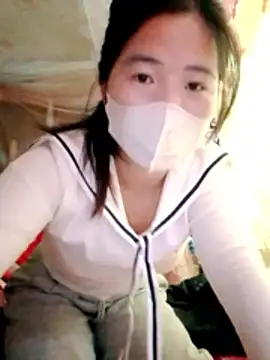 Snapshot of Hin-ni chatting on 02.20.26 Hin-ni online show from 02.20.26