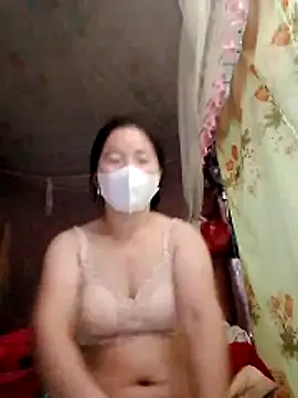 Snapshot of Hin-ni chatting on 02.26.26 Hin-ni online show from 02.26.26