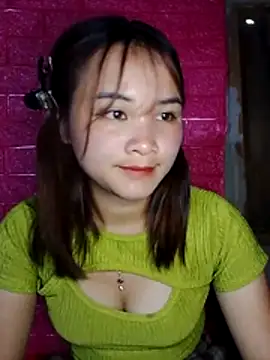 Snapshot of Lisakeem chatting on 05.04.26 Lisakeem online show from 05.04.26