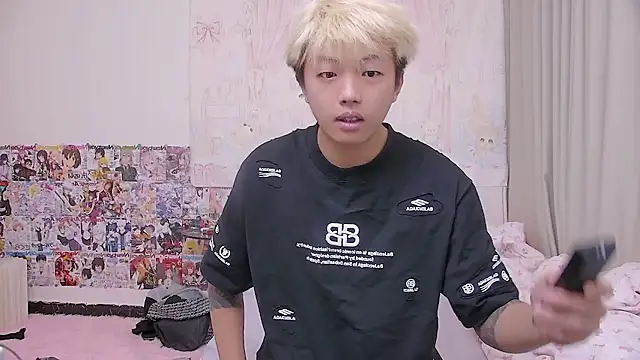 Chocolates-001 online show from 04.26.26