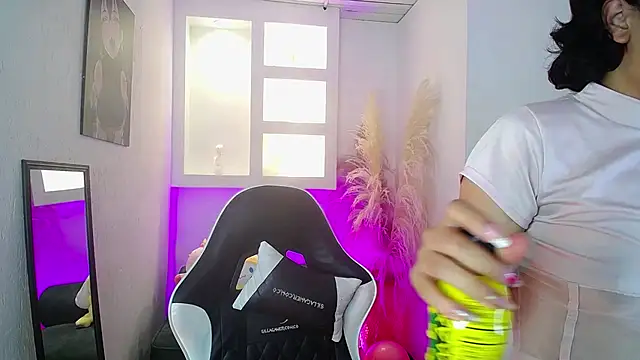melodyy as online show from 05.15.26