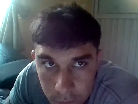 Snapshot of Gabosex18 chatting on 04.21.26 Gabosex18 online show from 04.21.26
