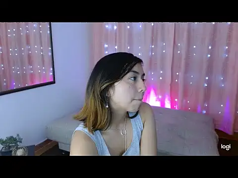 Snapshot of Angel127664 chatting on 01.13.26 Angel127664 online show from 01.13.26