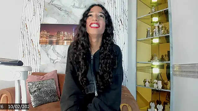 Swan Duchess online show from 02.10.26