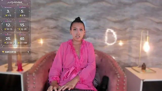 SHINYY STAR  online show from 03.30.26