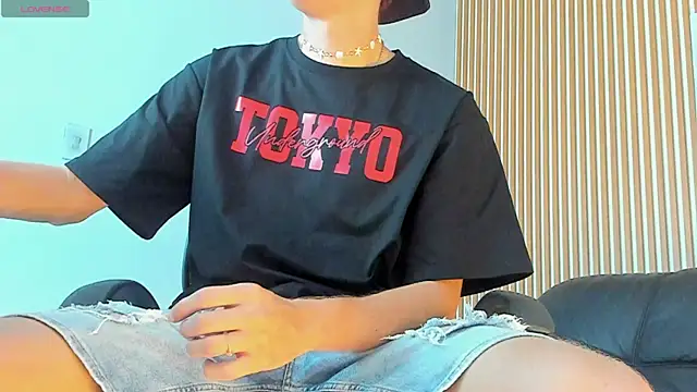 Snapshot of ian_diamond chatting on 01.15.26 ian diamond online show from 01.15.26