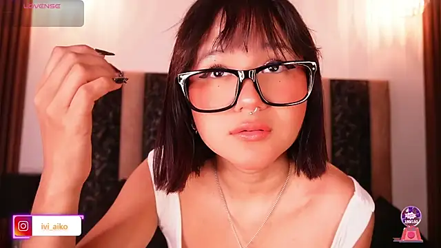 Ivi Aiko online show from 04.13.26