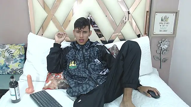 Astaroth Grigori online show from 04.16.26