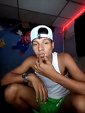 Snapshot of Sasuke-18_cm chatting on 04.07.26 Sasuke-18 cm online show from 04.07.26