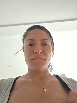 Snapshot of Ina_Jody_ chatting on 07.19.26 Ina Jody online show from 07.19.26