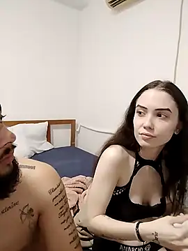 Snapshot of Gabysweetrds chatting on 02.15.26 Gabysweetrds online show from 02.15.26