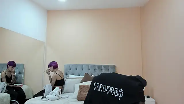 Bela Craxkerr online show from 02.12.26