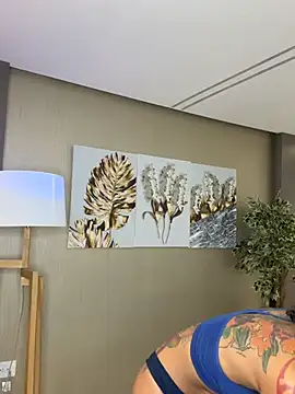 LizStorm  online show from 07.30.26