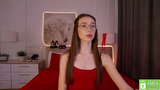 Snapshot of Emily_Simon chatting on 02.05.26 Emily Simon online show from 02.05.26