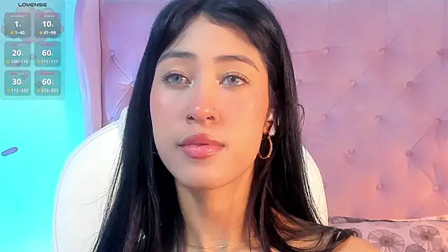 Snapshot of internett_sweetheart chatting on 02.28.26 internett sweetheart online show from 02.28.26