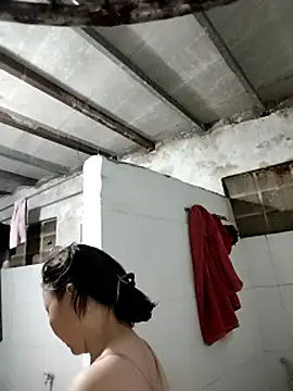 Snapshot of Famrita chatting on 02.22.26 Famrita online show from 02.22.26