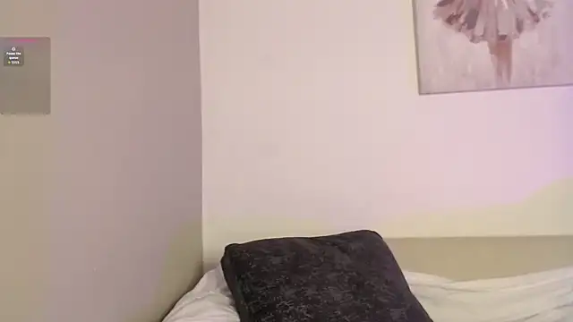 chloe peach  online show from 03.31.26