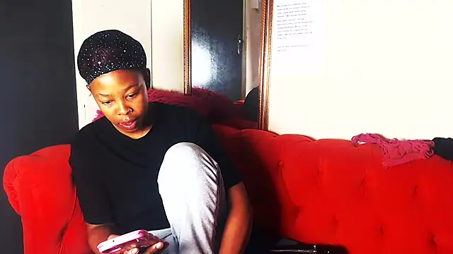 Snapshot of Sexy_Baddie chatting on 07.18.26 Sexy Baddie online show from 07.18.26