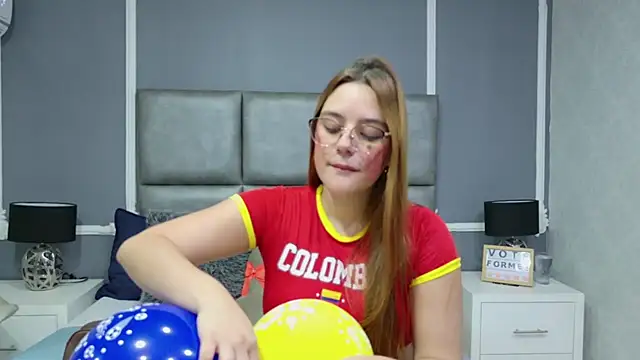 Snapshot of HaileyTims chatting on 06.23.26 HaileyTims online show from 06.23.26