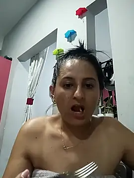 Snapshot of Luna_seductora12 chatting on 03.04.26 Luna seductora12 online show from 03.04.26