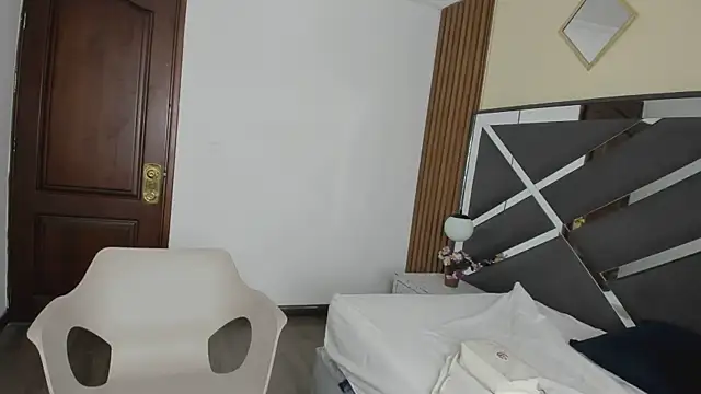 Ambarross  online show from 02.10.26