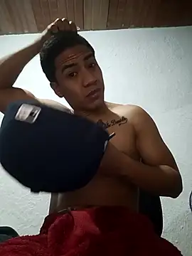 Snapshot of jheico_collins chatting on 02.04.26 jheico collins online show from 02.04.26