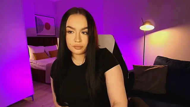 tinafox  online show from 02.12.26