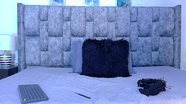 samirths boy  online show from 02.03.26