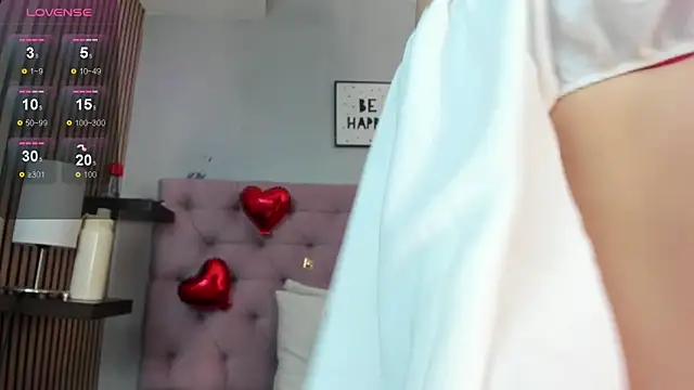 amber  moon1 online show from 02.14.26