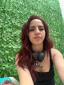 elodie rouge online show from 04.02.26