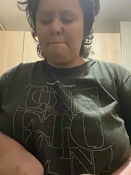 Snapshot of RavenEllieUniverse chatting on 02.09.26 RavenEllieUniverse online show from 02.09.26