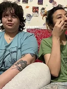 Snapshot of RavenEllieUniverse chatting on 02.19.26 RavenEllieUniverse online show from 02.19.26