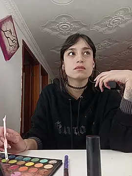 Snapshot of JenniQ69 chatting on 02.18.26 JenniQ69 online show from 02.18.26