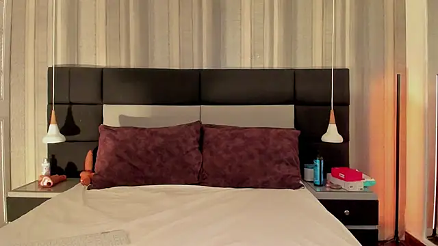 pamelamendez 1 online show from 02.10.26