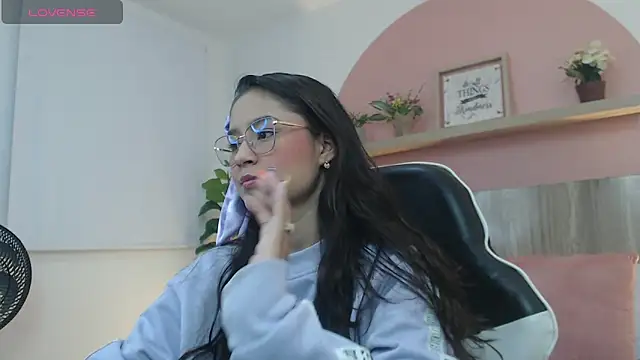 ivette swan online show from 03.28.26