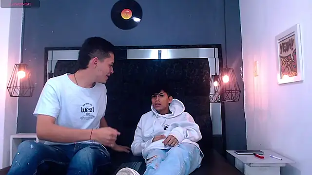 Snapshot of James_And_Kenet chatting on 02.25.26 James And Kenet online show from 02.25.26