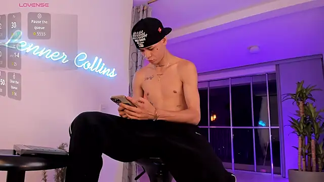 LennerCollins  online show from 04.12.26