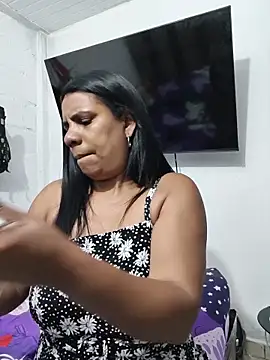 Zeyllyjhonson online show from 03.07.26