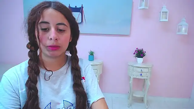 scarlett clyde online show from 04.01.26