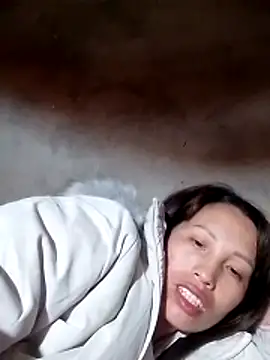 Gummiesu online show from 03.23.26