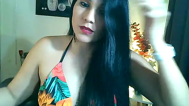 Snapshot of Miaswwe chatting on 02.07.26 Miaswwe online show from 02.07.26